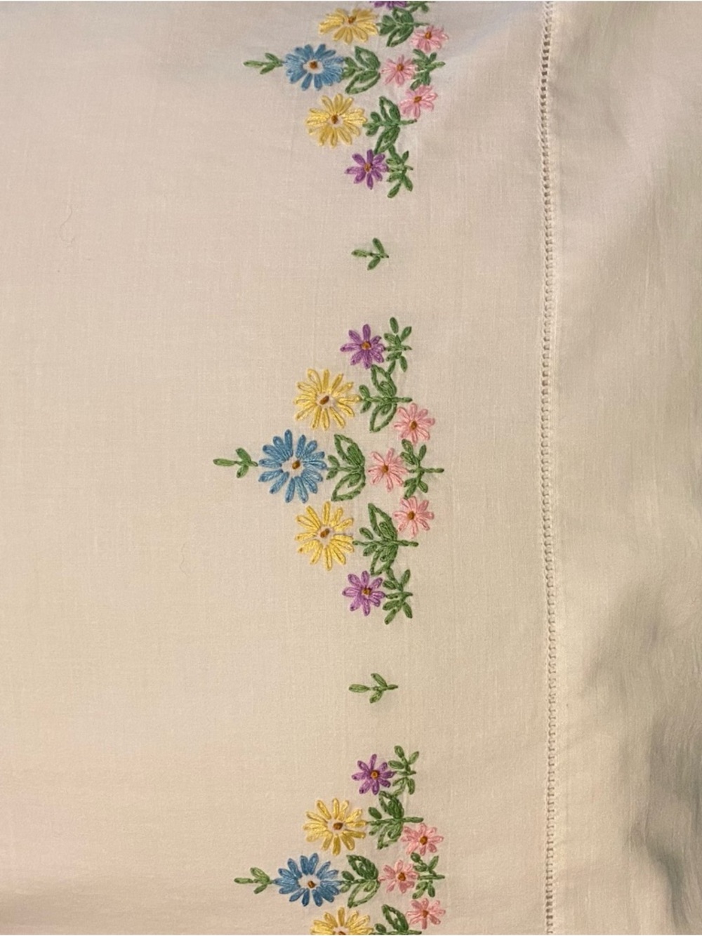 Vintage White Cottagecore Pillowcase with Embroidered Pastel Daisies - Picture 6 of 7